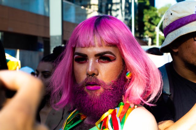 Qui sont les Queers ? Comprendre une identité en évolution