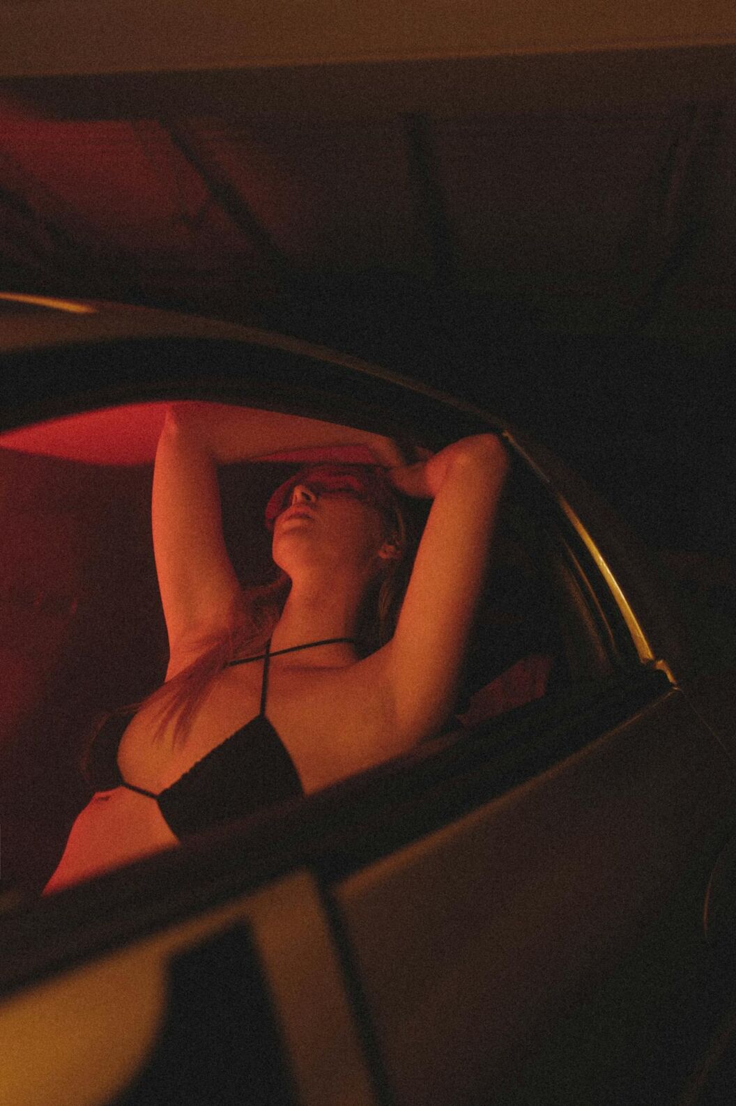 Pensée excitante sous les étoiles